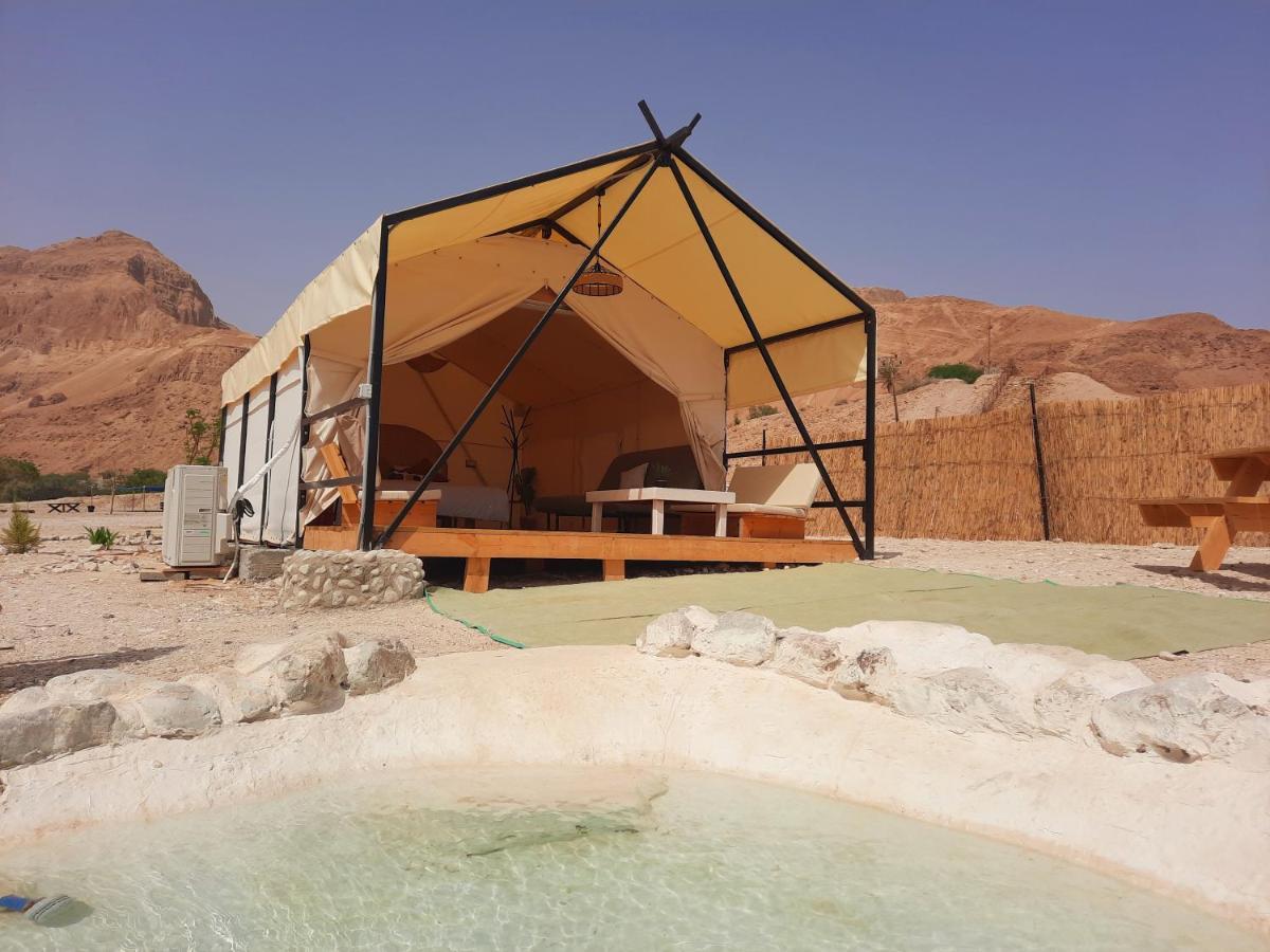 Hotel Tranquilo - Dead Sea Glamping à Metzoke Dragot Extérieur photo