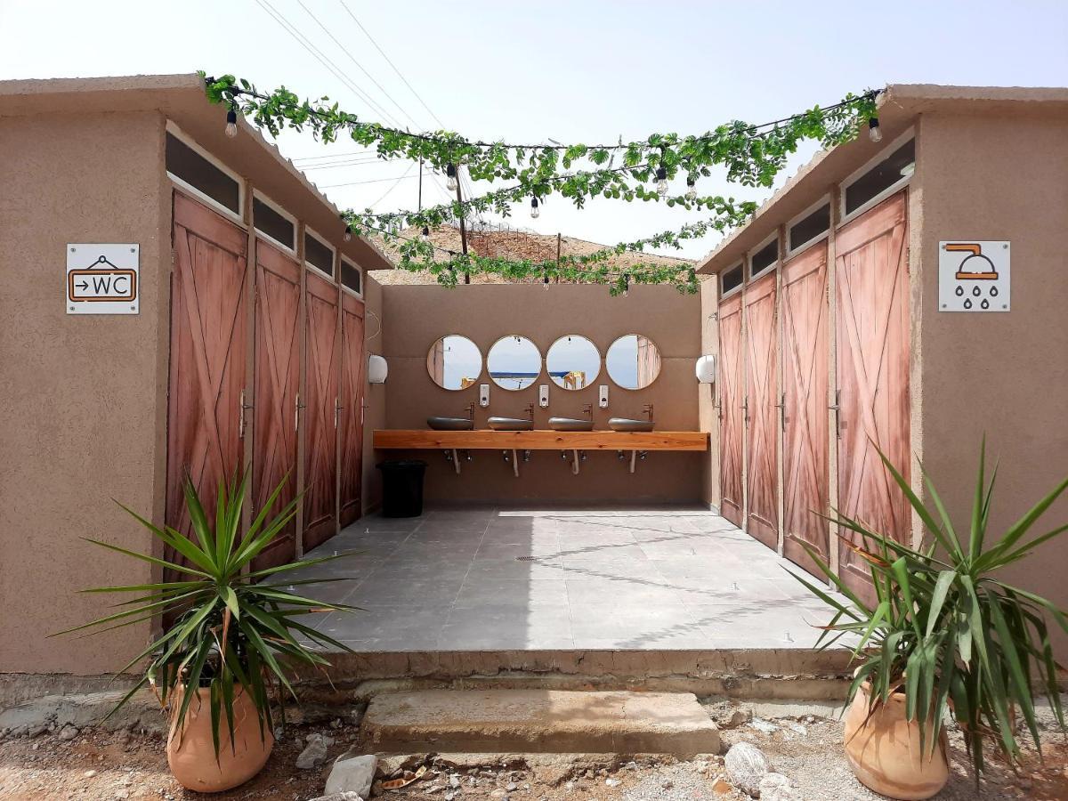 Hotel Tranquilo - Dead Sea Glamping à Metzoke Dragot Extérieur photo