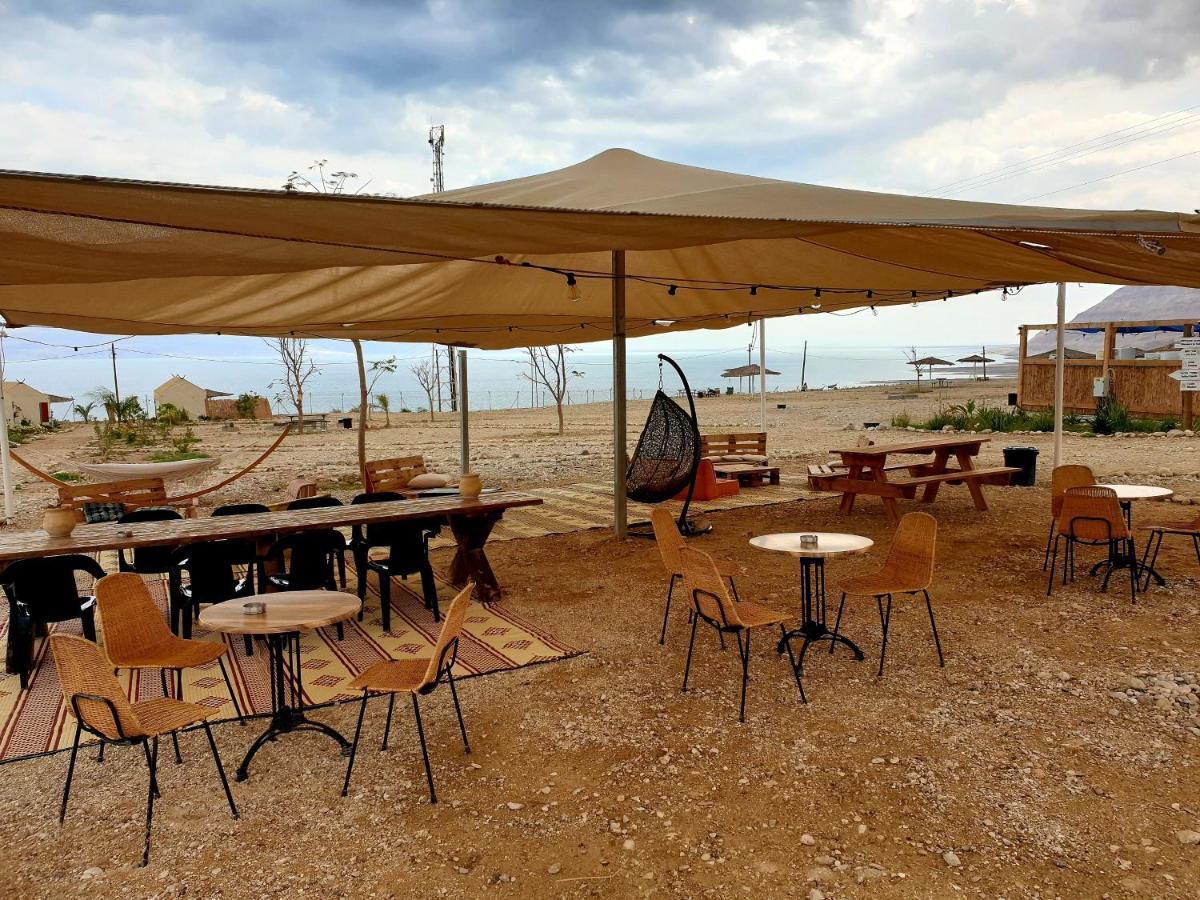 Hotel Tranquilo - Dead Sea Glamping à Metzoke Dragot Extérieur photo