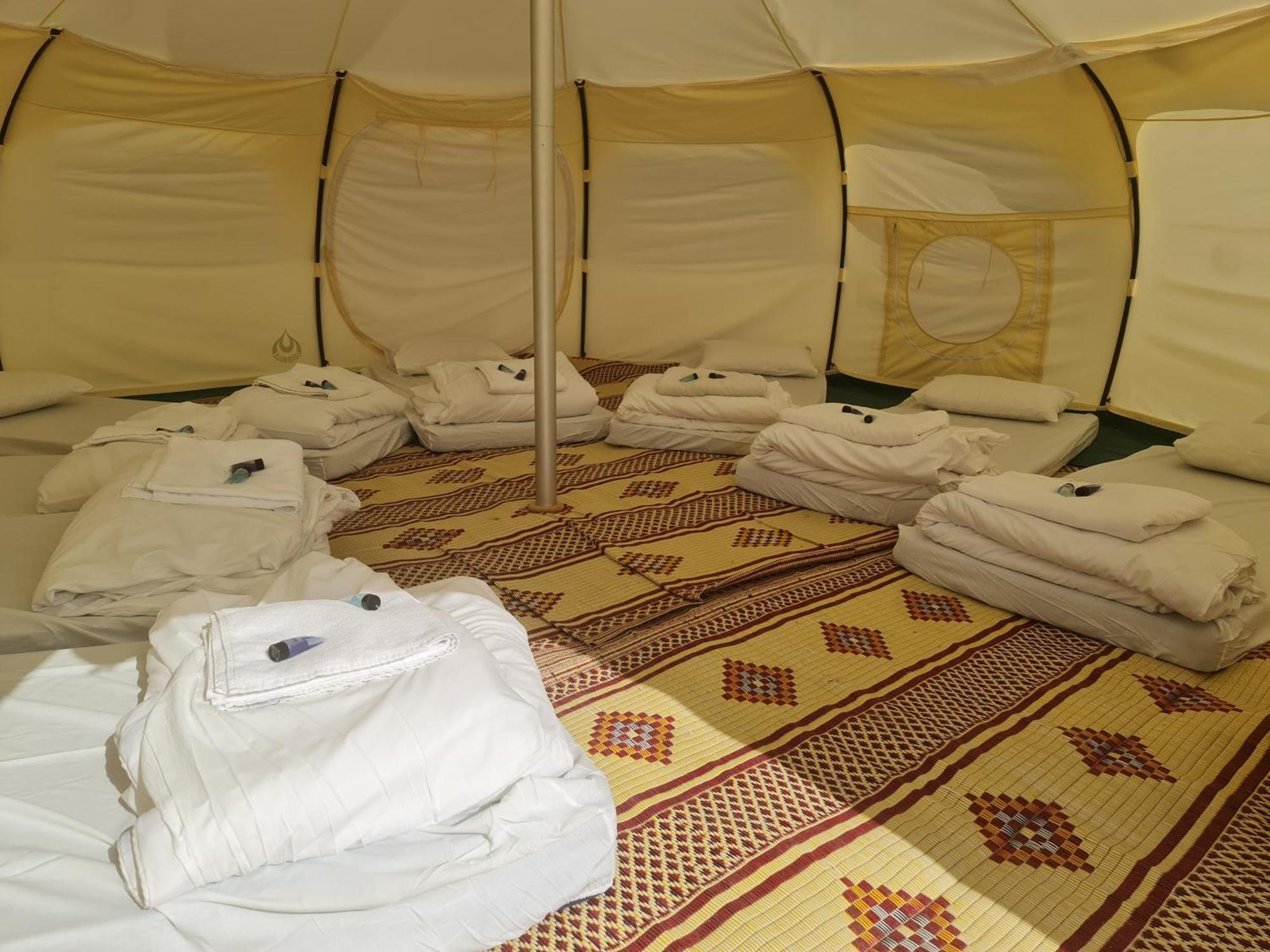Hotel Tranquilo - Dead Sea Glamping à Metzoke Dragot Extérieur photo